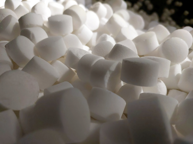 WATER SOFTENING PELLETS